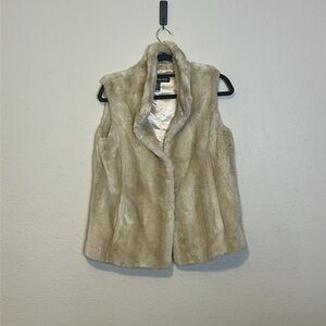 Kristen Blake Thick Plush Tan Faux‎ Fur Vest Size Small